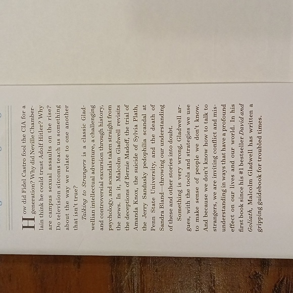 2 Book Lot | Talk to the Hand | Talking to Strangers - Picture 5 of 6